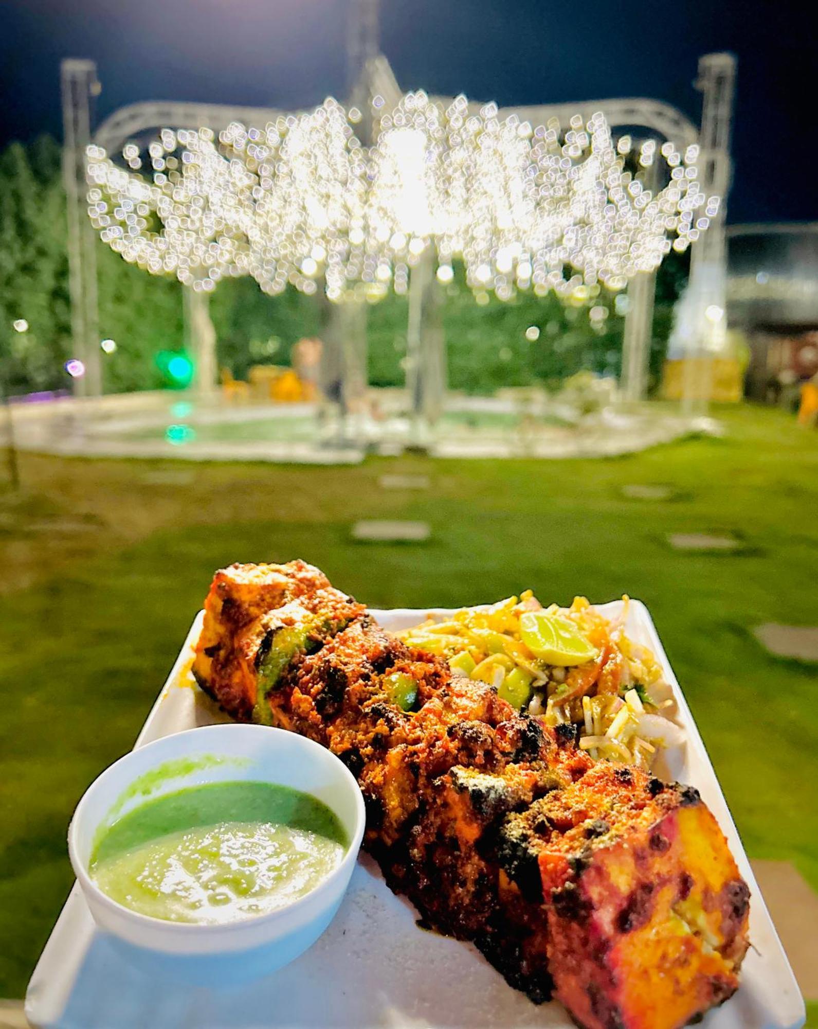 Krishnam Resort Jabalpur Exteriör bild