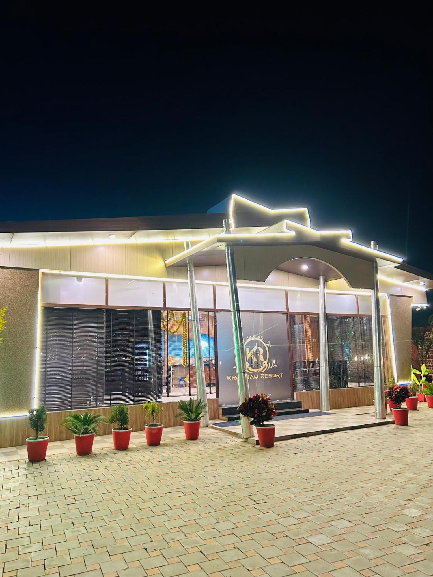 Krishnam Resort Jabalpur Exteriör bild